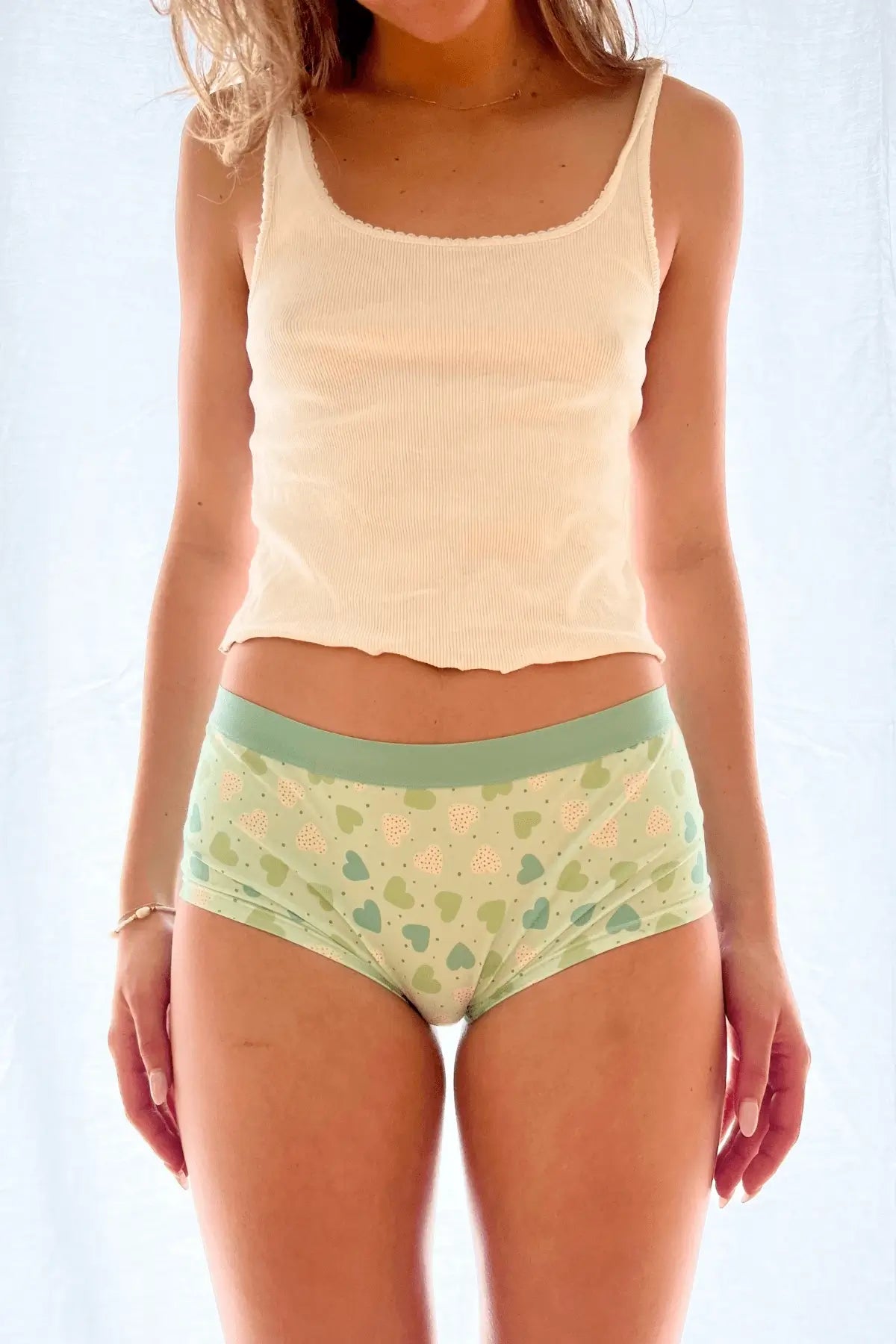 Period Underwear Teenage - Green Hearts medium absorbency | POM